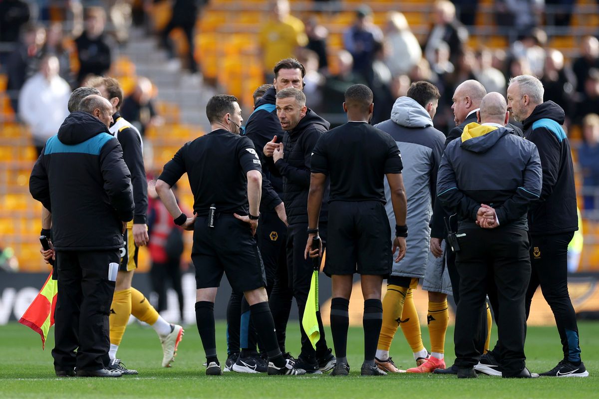 SHOCKING: David Moyes throws Gary O’Neil under the bus with unexpected reversal on Wolves VAR outrage!