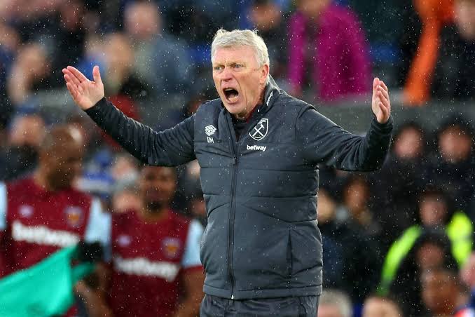 Hot Alert: David Moyes in Hot Seat as Wolves Clash Looms Following Shocking Comments on West Ham Player! Is His Job on the Line?