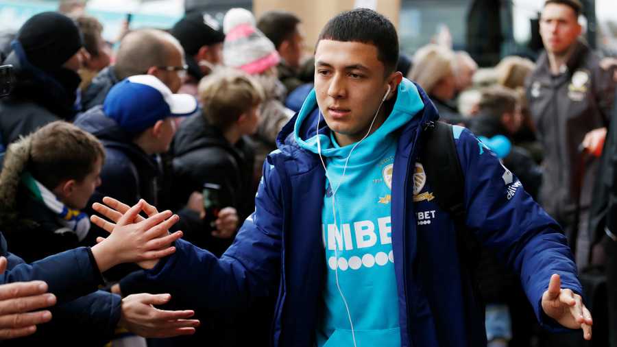 SHOCKING Sheffield Wednesday Verdict Unleashed as Ian Poveda Snubbed for Sunderland in Blatant Betrayal (Fan Outrage Explodes)