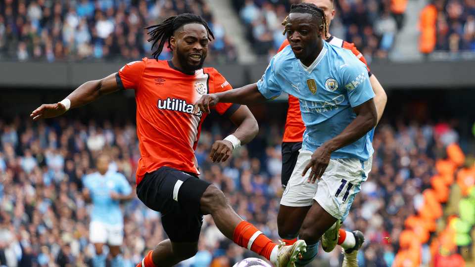 Wycombe Wanderers’ INSANE MOVE to Secure Services of Former Luton Town Superstar Sparks Outrage and Excitement Among Fans!