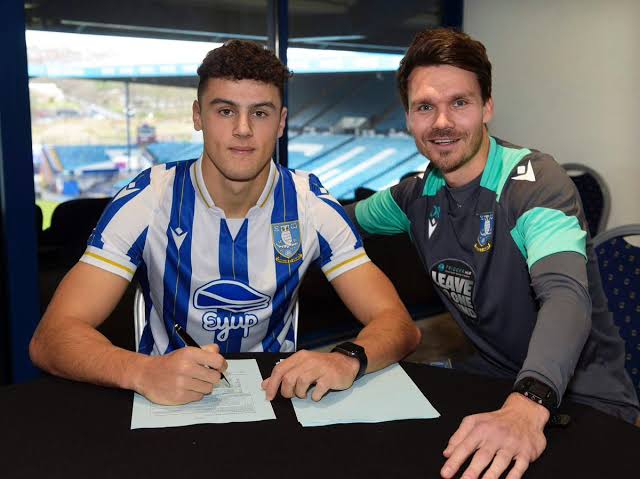 Danny Röhl Drops Massive Hint on the Fate of Bailey Cadamarteri at Sheffield Wednesday