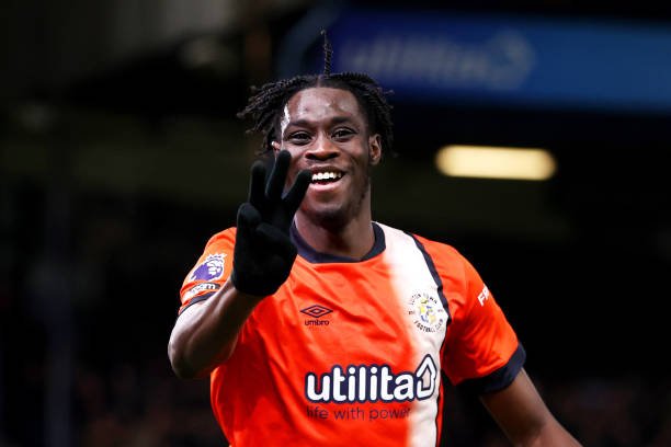 Shocking Alert: Pundit Drops Bombshell Elijah Adebayo Threat to Luton Town with Everton’s Secret Deal in the Works