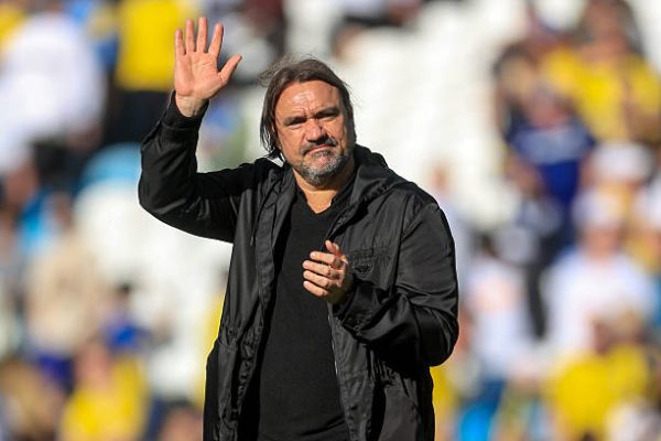 HE’S NEVER PLAYING AGAIN! Fuming Leeds Star DEMANDS Emergency January Exit After Nico Elvedi Banishes Him to the Bench!