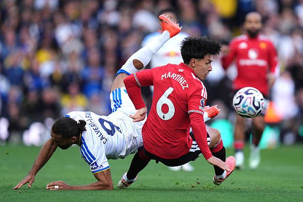 MICAH RICHARDS GOES SCORCHED-EARTH! Pundit TEARS INTO Distraught Leeds Regular Over Unforgivable Derby Moment